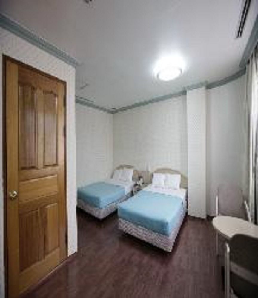 Geoje Tourist Hotel エクステリア 写真